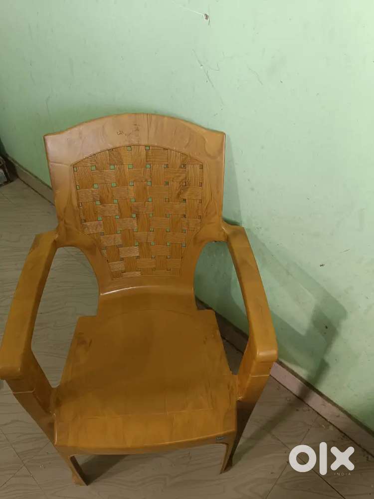 Plastic chair