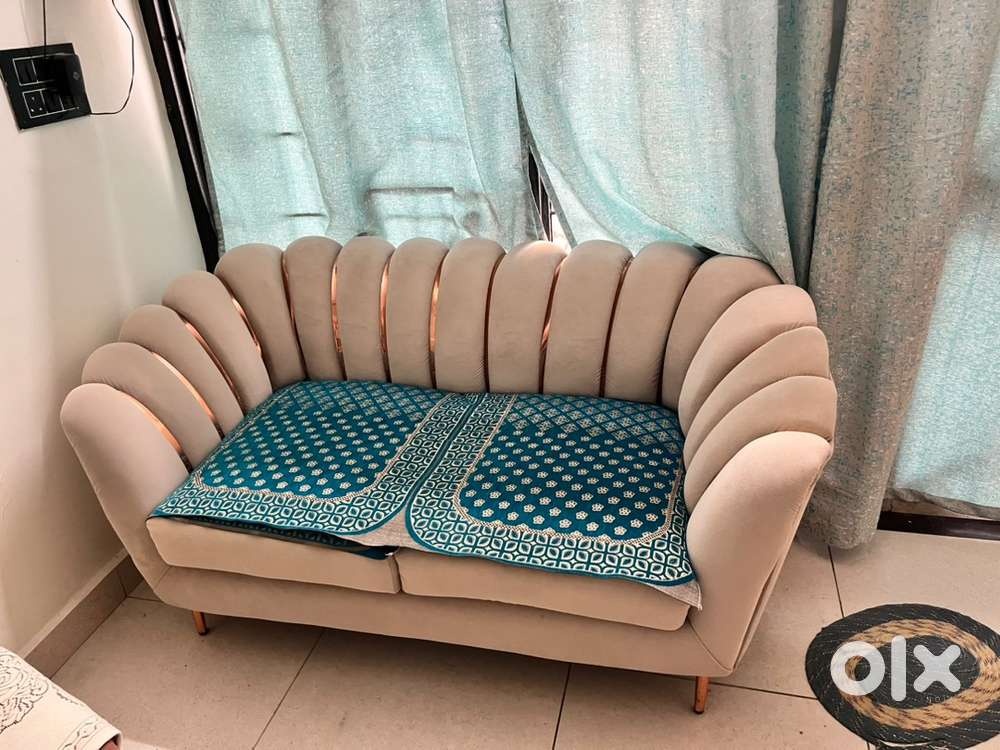 Selling Premium 3+2 Sofa