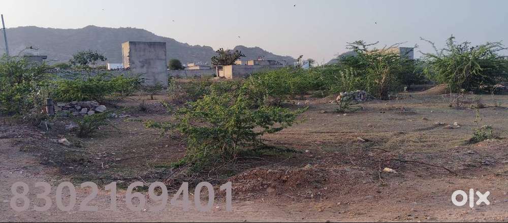 Sale 140 GAJ SC Corner Plot In Nareli