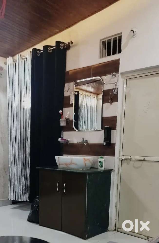 12lakh,House for sale in vallabh nagar bhopal..patte wala makan
