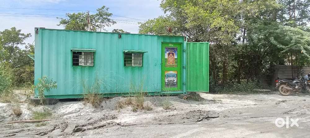 CONTAINER ( interiored) 20/8.0/8.5/ 1.90 lakhs