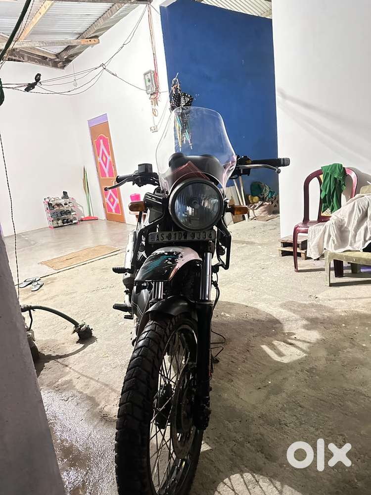 Royal Enfield Himalayan 411 BS4 ABS