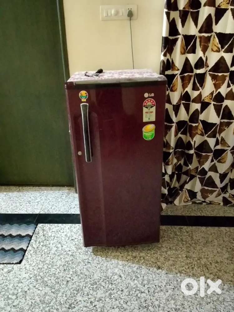 Single door fridge
