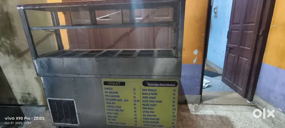 CHAT COUNTER DEEP FREEZER