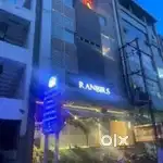 HOTEL में लड़के और लड़कियों की जरूरत है अधिक जानकारी के लिए संपर्क करे