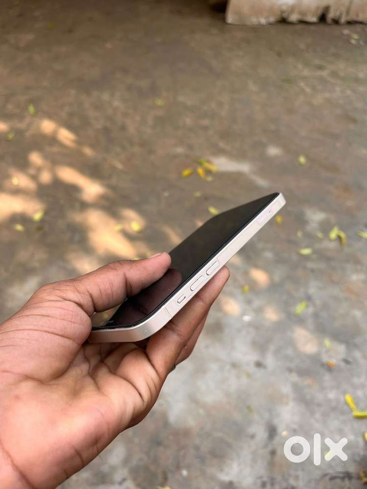 Iphone 12 ok hai 128gb. ₹ 23000