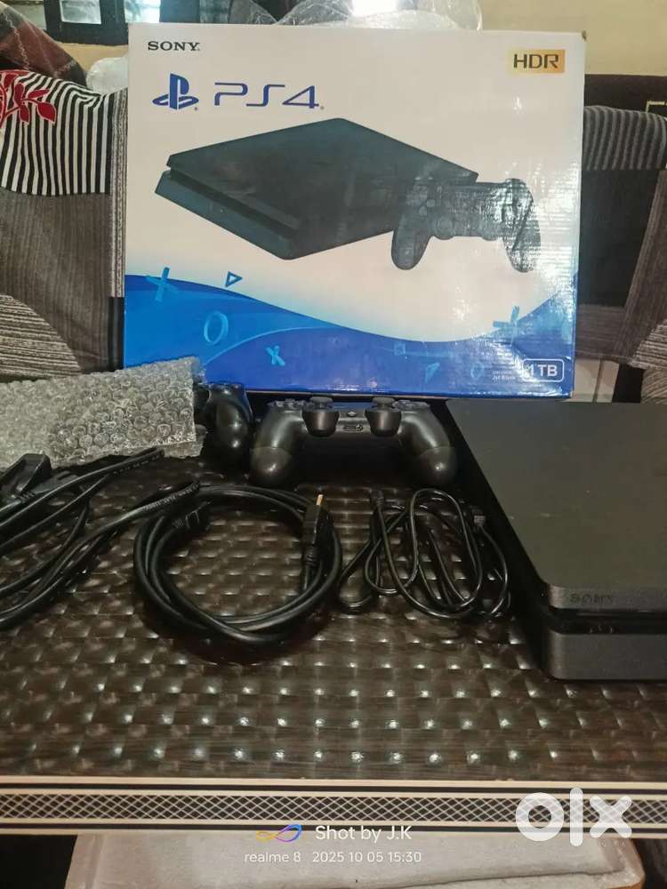 Ps4 slim 1tb