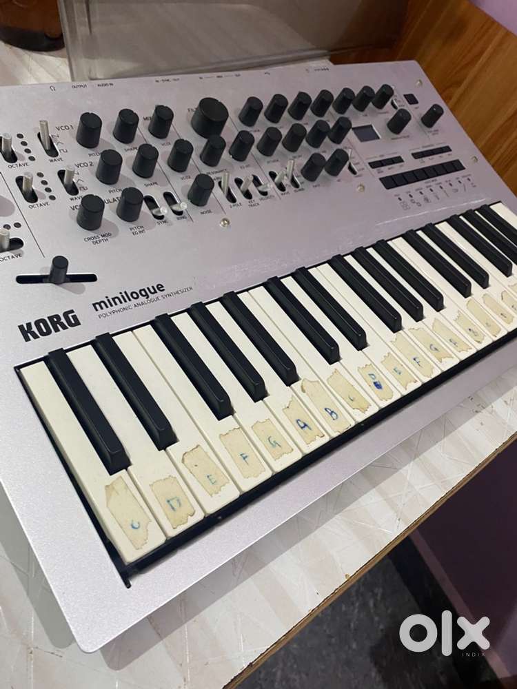 Pro Audio & Music Production studio Bundle with synths & Drum machine