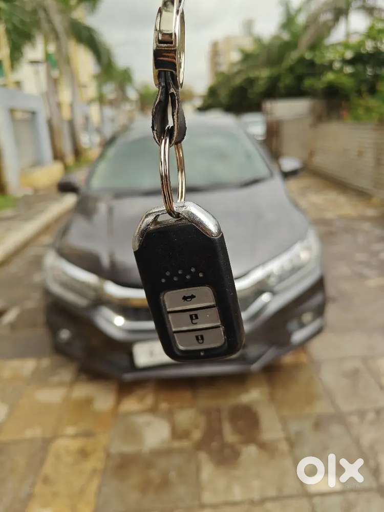 Honda City 2018 CNG & Hybrids 74000 Km Driven dr owner 0023 vip no