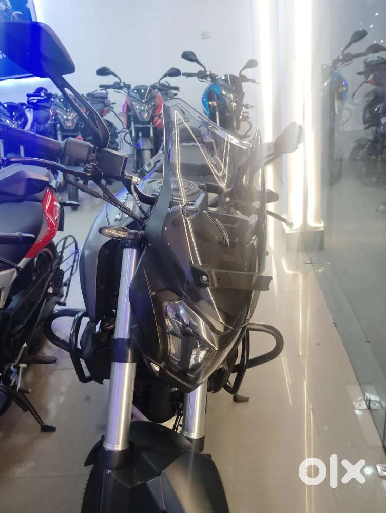 New Dominar D250 BS6 bike no shoroom new other baikes available