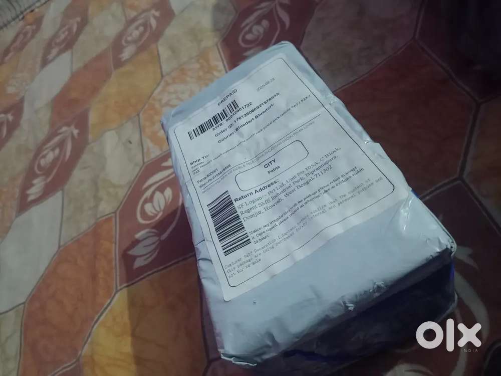 Realme 15 t seal pack
