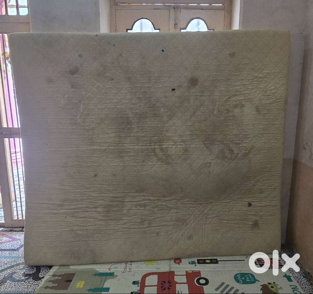 Sleep Mattres (Gaadi)