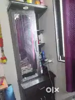 Dressing table urgent sell