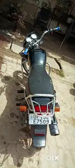 Kuchh bhi Kami nahin hai