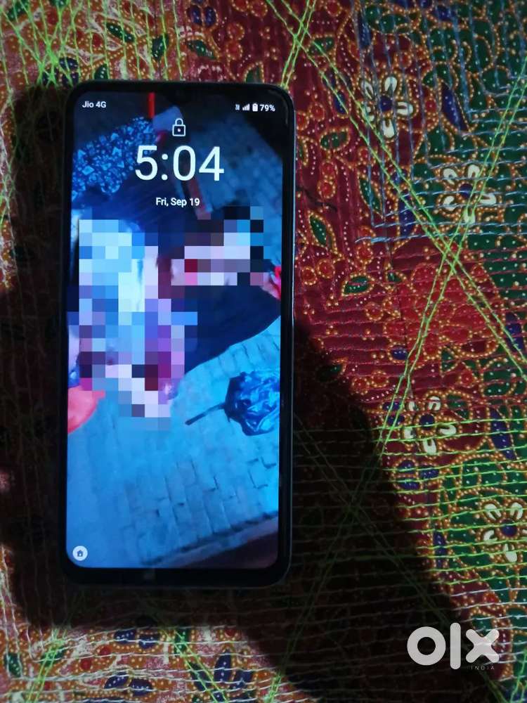 4 gb ram 64 gb momori..4g...