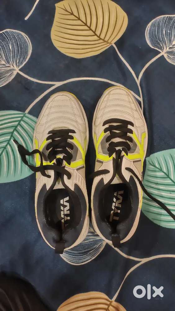 Cricket bowling & batting spikes