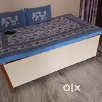 दोपहर 3 बजे से शाम 7 बजे के बीच कॉल करें Big Storage bed