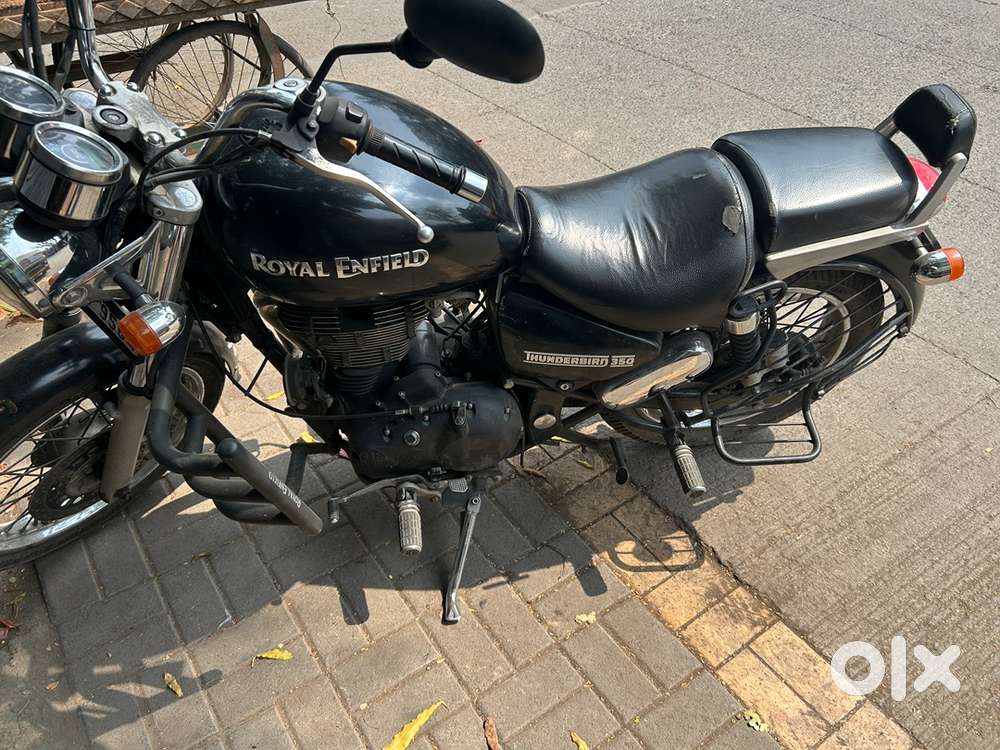 Royal Enfield Thunderbird 350.
