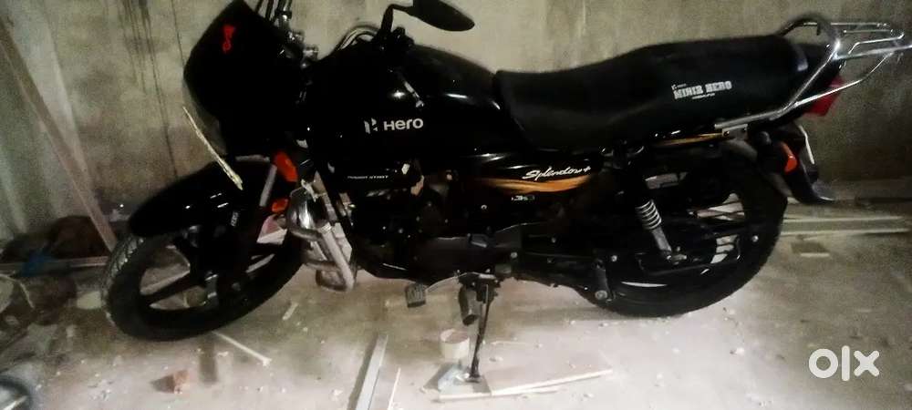 Bike new h condition me h koi nhi chalane wala urgent sell new h bike
