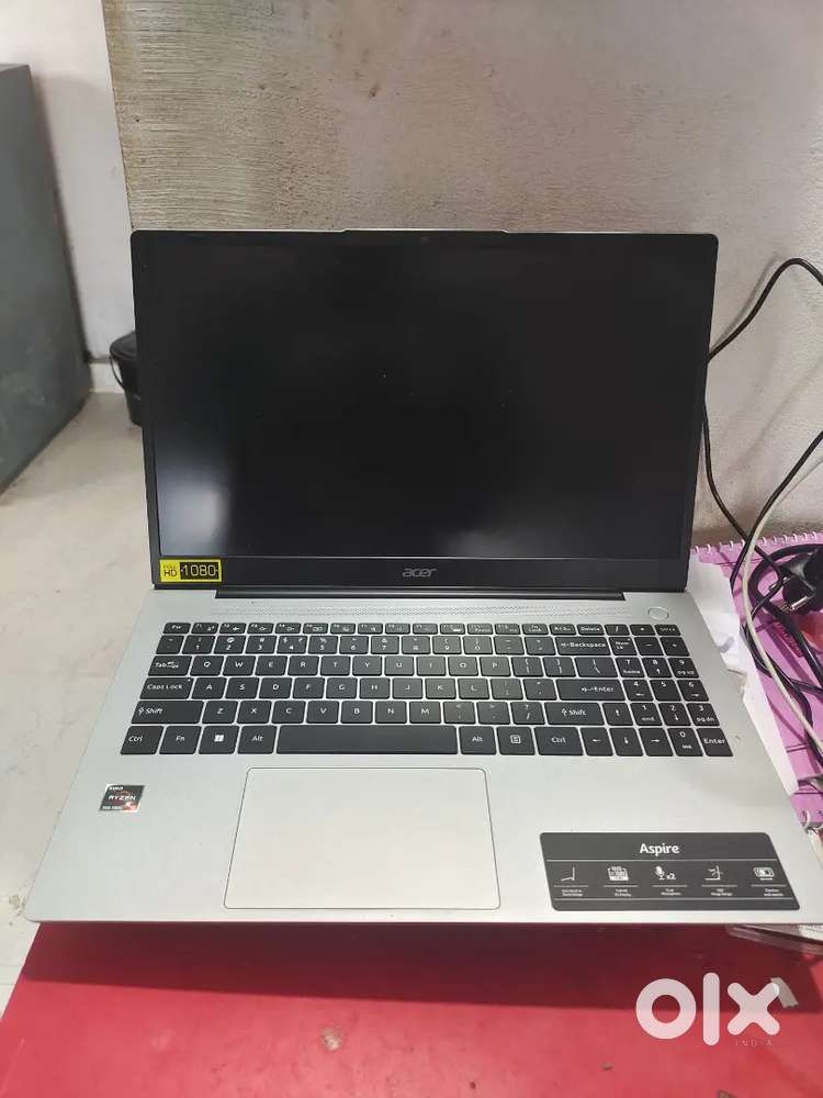 Acer aspire 3 amd ryzen 5  with backlit keyboard  16 gb 512 ssd