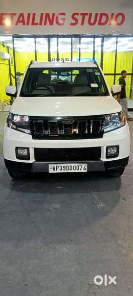 Mahindra TUV 300 T10, 2019, Diesel