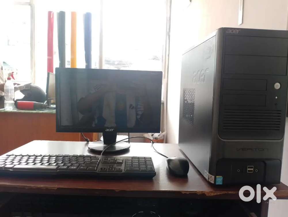 Full Desktop Set , Ready To Use