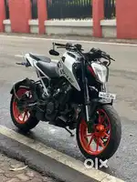 KTM DUKE 200 ABS