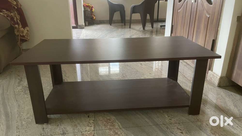 Wooden computer tables & Center table Excellent Condition 6ft and 4ft