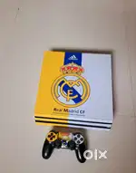 PS4 PRO (1 TB )