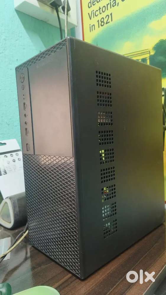 Desktop CPU With Core i5-3450  8GB DDR3 Ram  256 GB SSD  WIFI