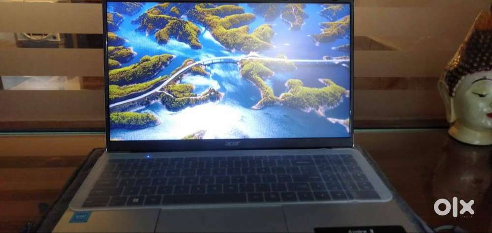 Acer aspire i3