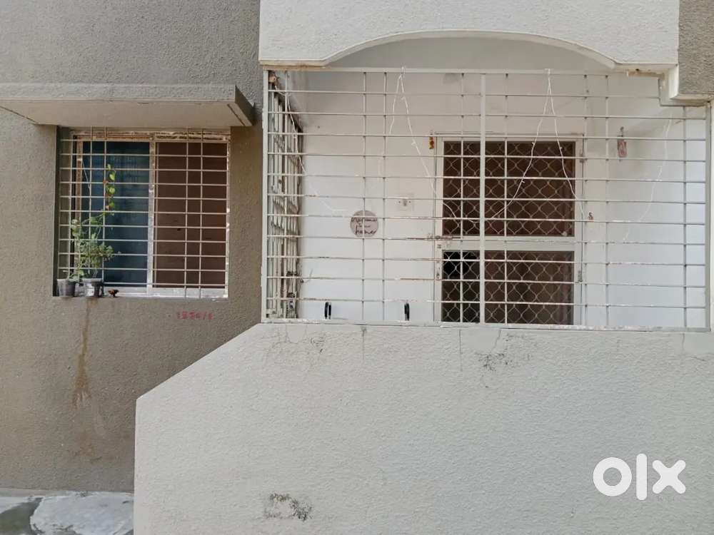 2BHK.  Ground floor flat For sell