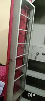 Cup borad with mirror