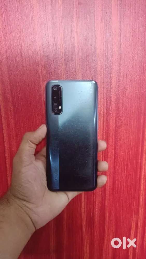 Realme7 8/128. 4 years old.