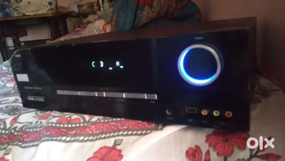 HURMAN KARDON A V R  PRICE 9000 RUPEES