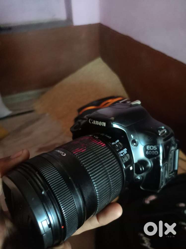 Canon 600D with lense