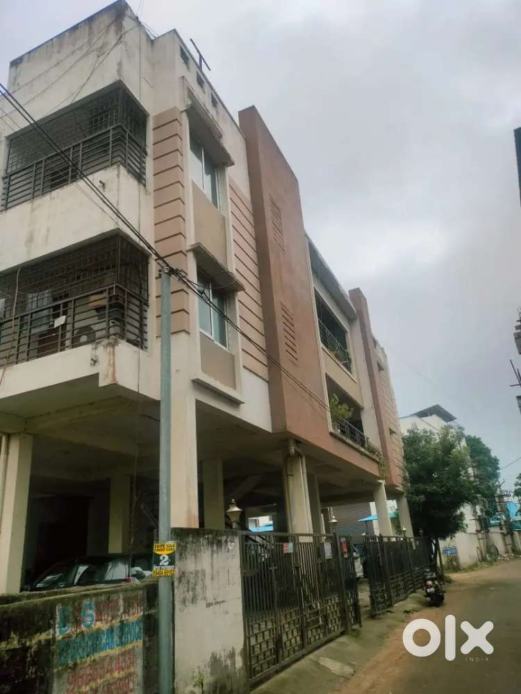 AYYANAMBAKKAM FLAT FOR SALE