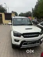 Mahindra Scorpio 2015 Diesel Well Maintained