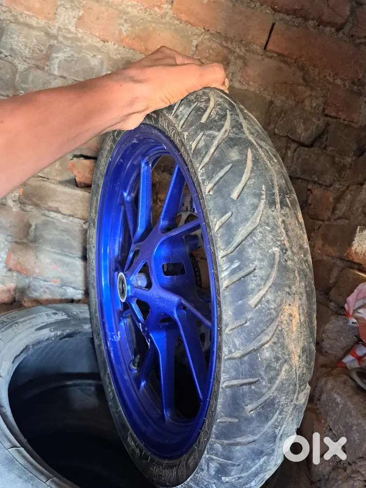 R15 ka hai Pura ok hai