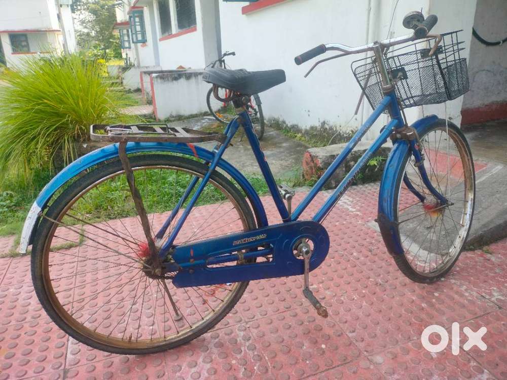 Hero Jet Master Gold bycycle in excellent condition