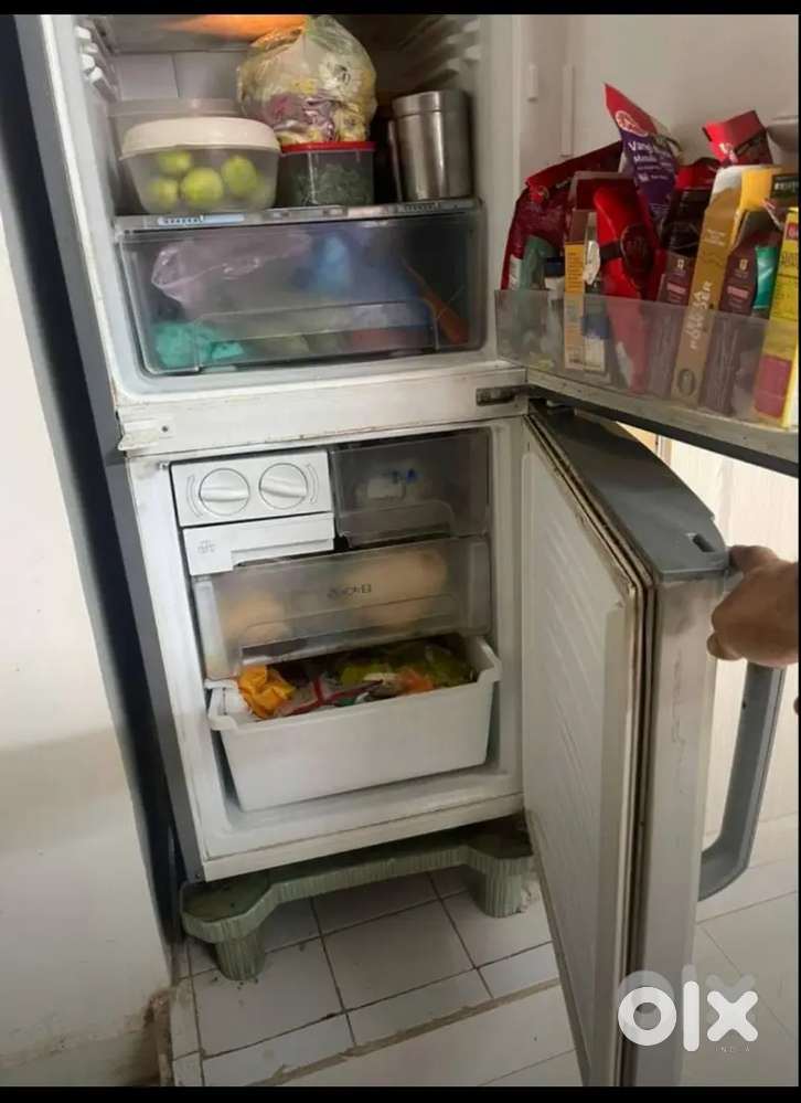 Double door refrigerator price lightly negotiable