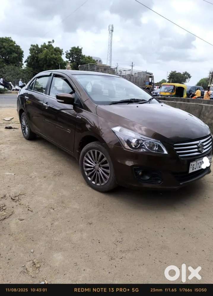 MarutiSuzuki Ciaz Nov-15 Top Model 1 hand driven Petrol good condition