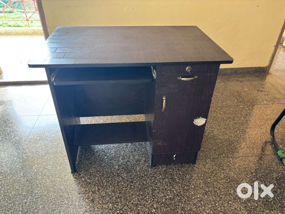 Multi-purpose desk with single drawer & cabinet and keyboard tray