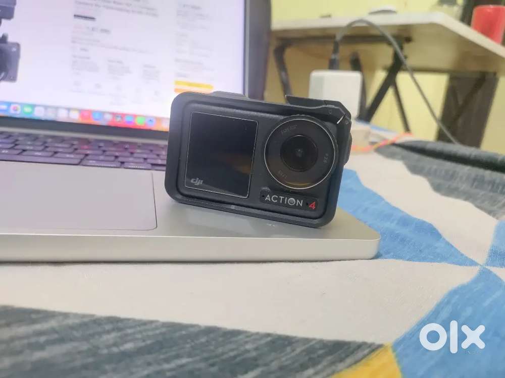 Like New: DJI Action 4 Creator Combo - Full Kit, Non-Negotiable