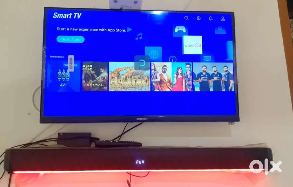 LCD Samsung Smart With Sound baar