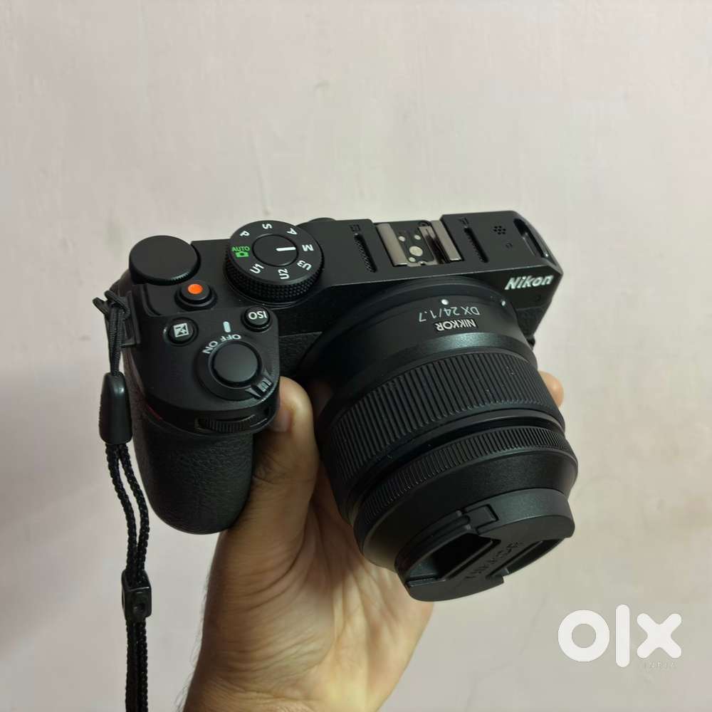 Nikon z30 mirrorless camera