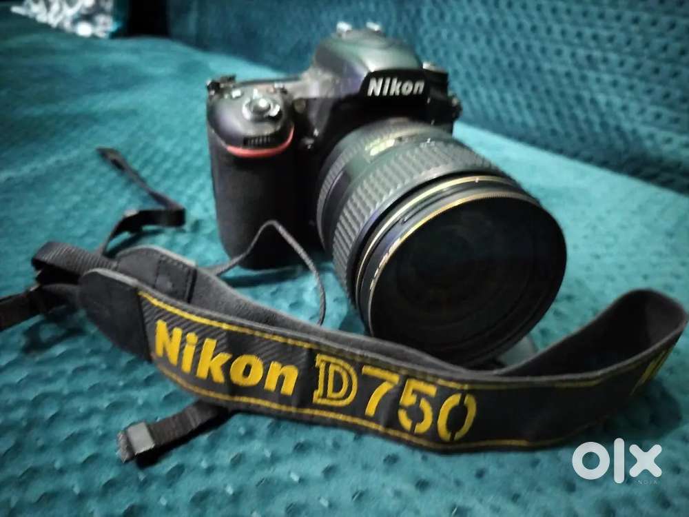 PHOTOGRAPHY AND VIDEOGRAPHY