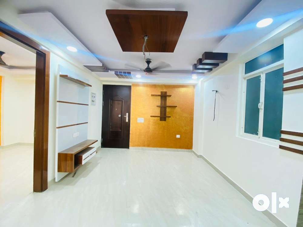 Luxurious Floors 2-3-4BHK Falts in Noida 104