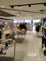 F & L Retail