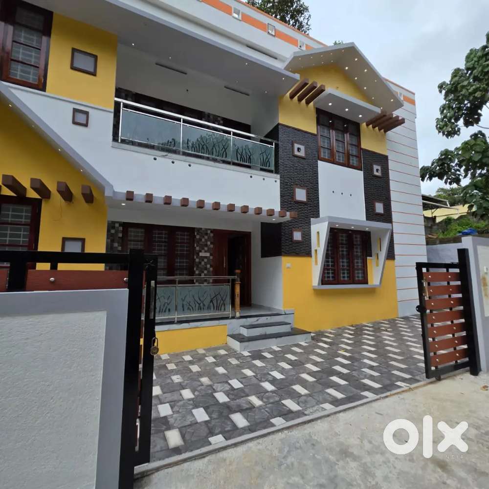 New house for sale, near main road side ,ooruttambalam,govindamangalam